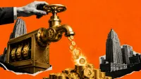Rubinetto dorato che gocciola monete-dividendo con simbolo del dollaro che si trasformano a mezz'aria in monete Bitcoin luminose accumulate in una pila, su campo arancione Bitcoin